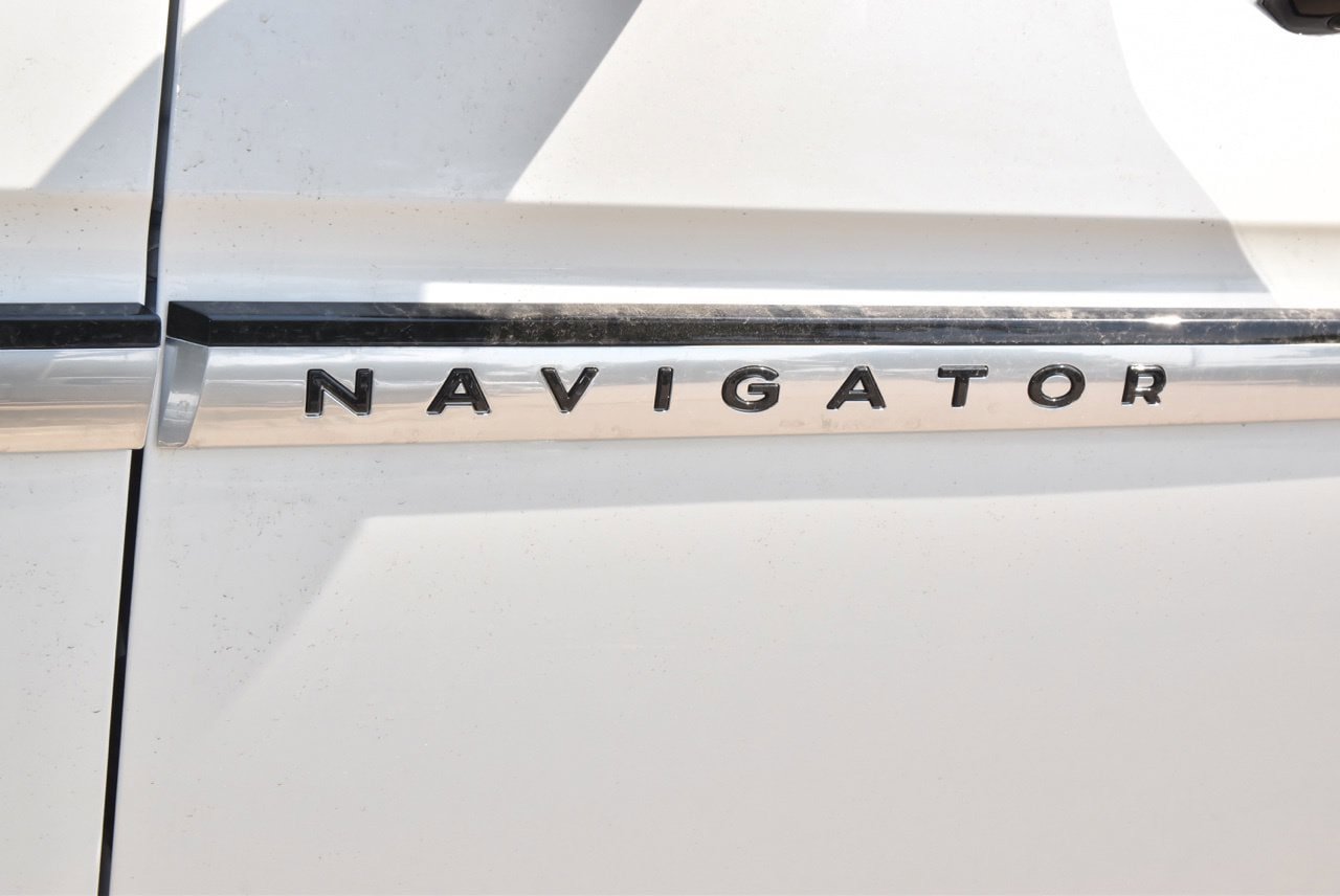 New 2027 Lincoln Navigator Reserve AWD/4WD image 44