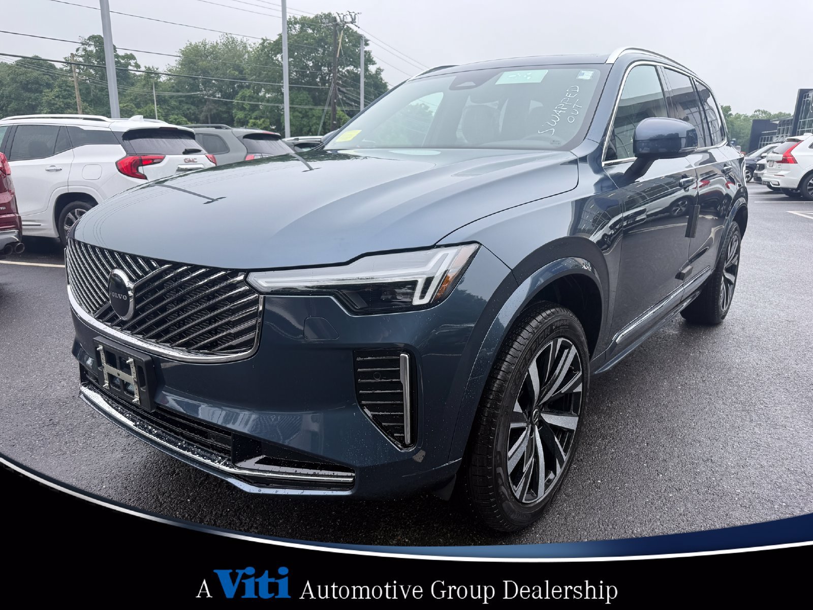 Used 2026 Volvo XC90 B5 Core w/ Protection Package AWD/4WD image 4