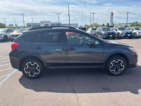 Used 2015 Subaru Crosstrek 2.0i Limited w/ Popular Package #2 AWD/4WD image 4