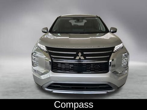 Used 2026 Mitsubishi Outlander FWD image 12