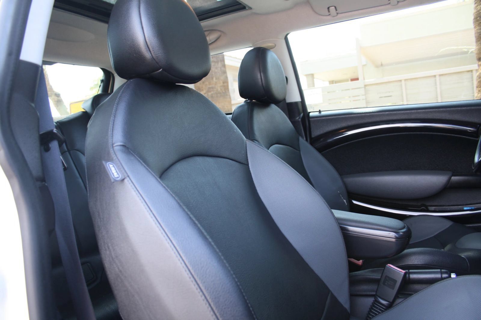 Used 2010 MINI Cooper S FWD image 19