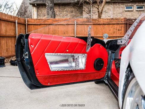 Used 1991 Chevrolet Corvette Coupe image 34