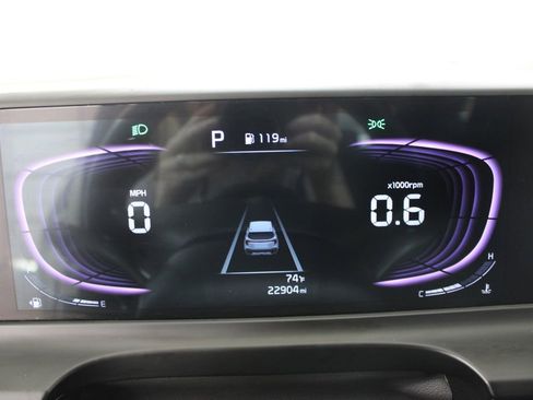 Used 2025 Kia Seltos S image 37