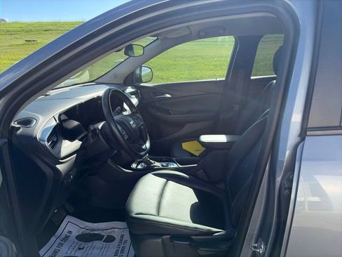 Used 2024 Buick Encore GX Sport Touring AWD/4WD image 9