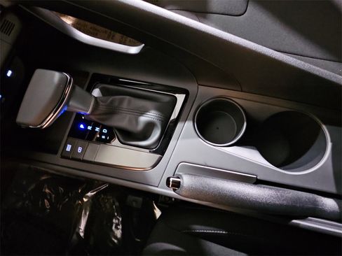 New 2025 Hyundai Elantra Sport image 23