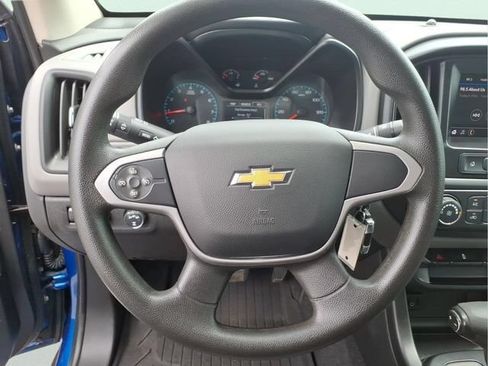 Used 2020 Chevrolet Colorado W/T w/ WT Convenience Package AWD/4WD image 23