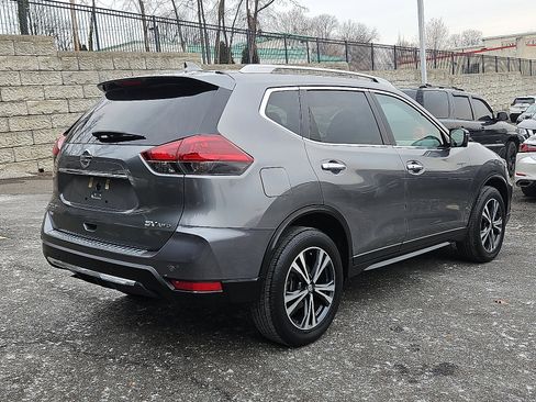 Certified 2020 Nissan Rogue SV w/ Premium Package image 6