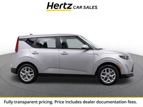Used 2025 Kia Soul LX w/ LX Technology Package FWD image 1