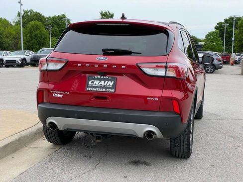 Used 2022 Ford Escape Titanium AWD/4WD image 8
