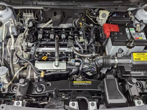 Used 2020 Nissan Kicks SR image 32