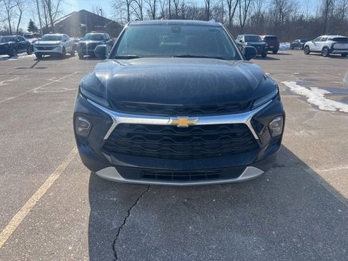 Used 2024 Chevrolet Blazer LT w/ Convenience Package image 2