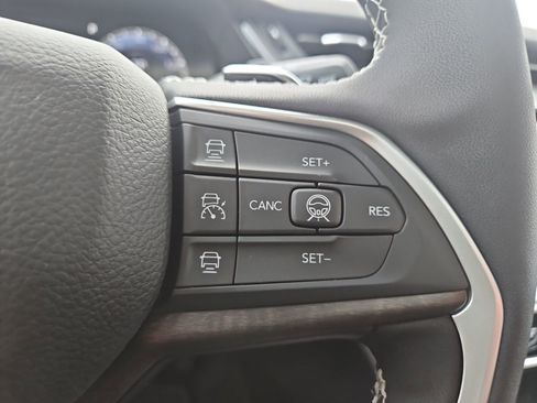 New 2026 Jeep Grand Cherokee Altitude image 25