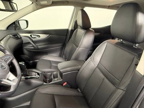 Used 2020 Nissan Rogue Sport SL w/ Premium Package image 31