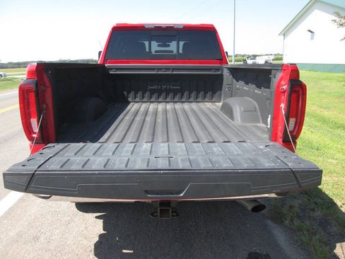 Used 2022 GMC Sierra 2500 SLT w/ SLT Convenience Package AWD/4WD image 9