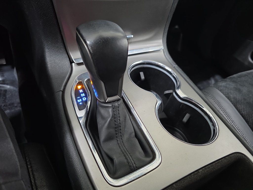 Used 2018 Jeep Grand Cherokee Altitude AWD/4WD image 24