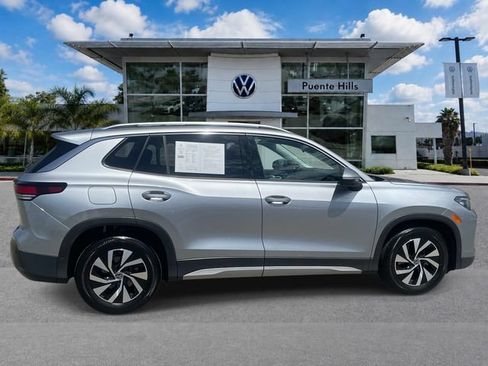 Used 2026 Volkswagen Tiguan S FWD image 3
