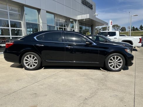 Used 2011 Lexus LS 460 AWD w/ Luxury Value Edition image 10