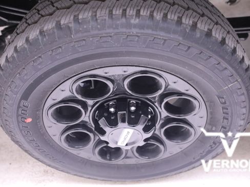 New 2026 Ford F250 Lariat w/ Black Appearance Package image 40