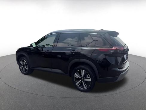 Used 2026 Nissan Rogue SL FWD image 10
