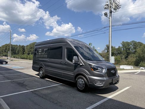 Used 2023 Ford Transit 250 148 High Roof Extended AWD image 10