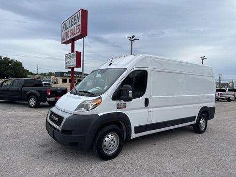 Used 2022 RAM ProMaster 3500 w/ Premium Convenience Group FWD image 2