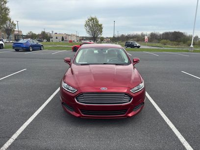 Used 2016 Ford Fusion SE w/ SE Cold Weather Package