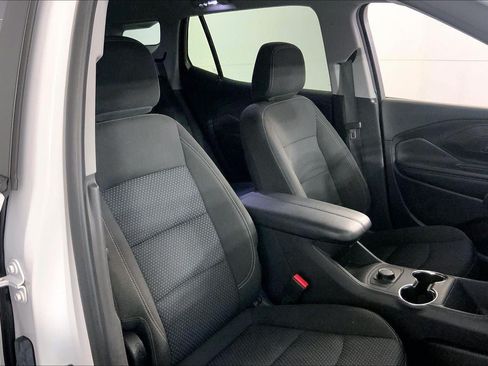 Used 2024 GMC Terrain SLE FWD image 8