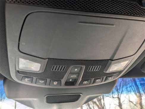 Used 2019 Lincoln Nautilus Reserve image 27