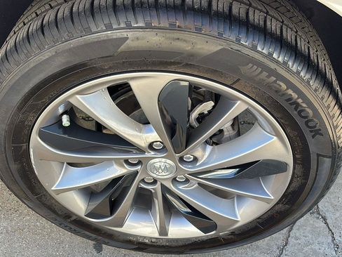 Used 2022 Buick Encore GX Select w/ Experience Buick Package image 11