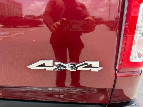 Used 2020 RAM 1500 Big Horn AWD/4WD image 49