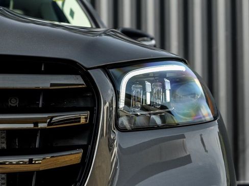 Used 2026 Mercedes-Benz GLS 450 4MATIC image 6