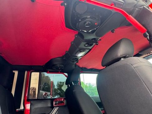 Used 2016 Jeep Wrangler Unlimited Sport image 19