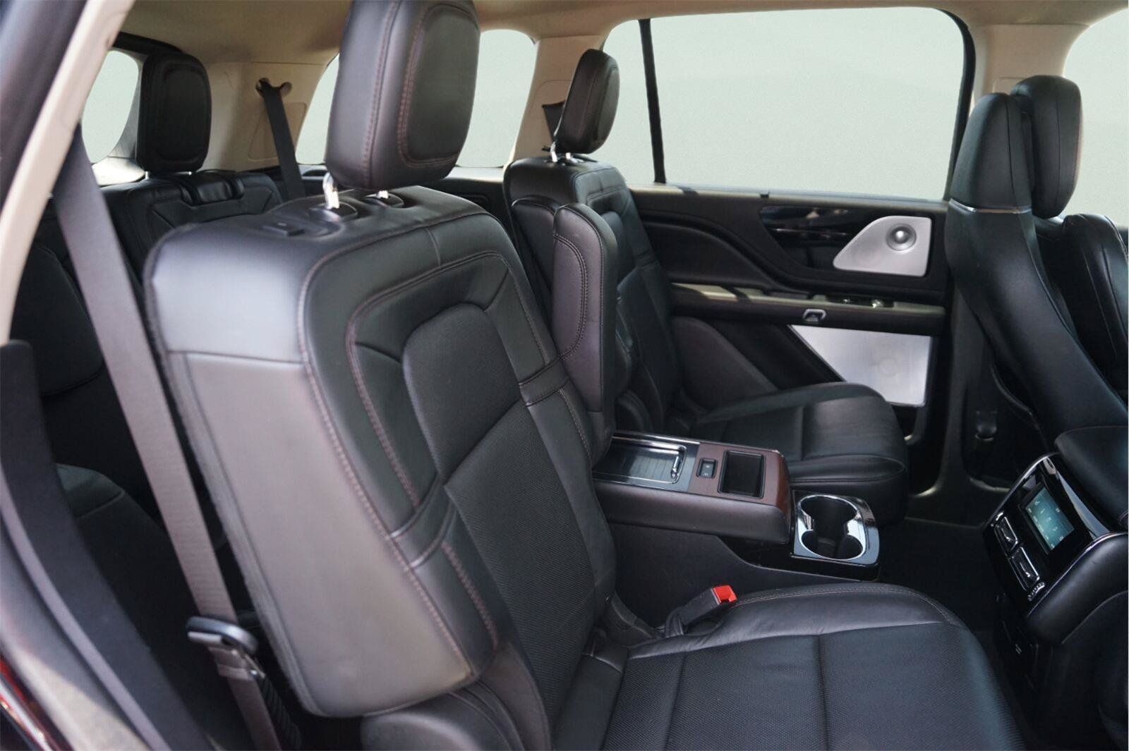 Used 2021 Lincoln Aviator Reserve w/ Equipment Group 201A RWD image 19