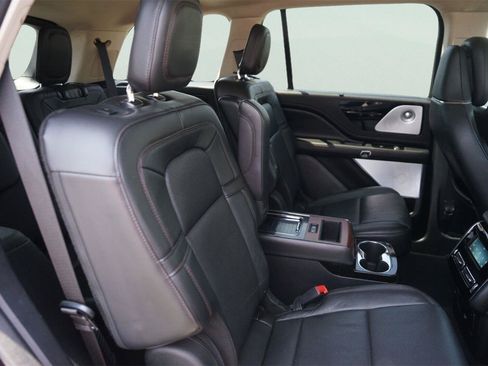 Used 2021 Lincoln Aviator Reserve w/ Equipment Group 201A RWD image 19