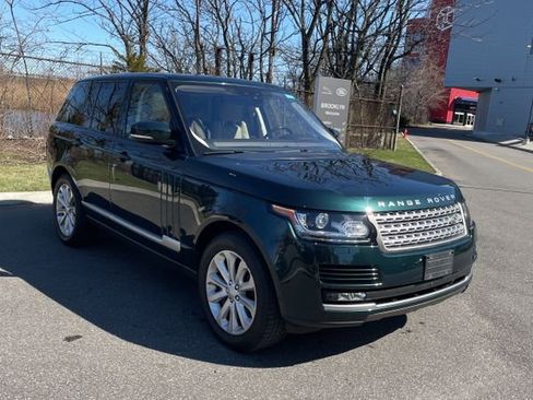 Used 2017 Land Rover Range Rover HSE image 4