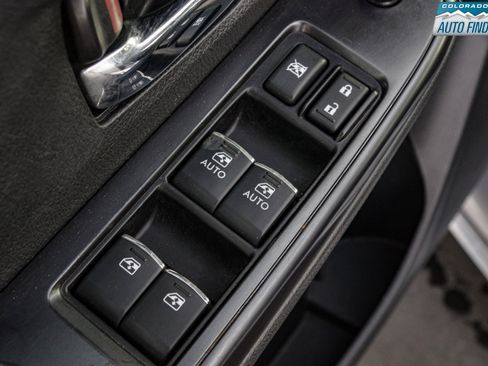 Used 2018 Subaru WRX Base image 11