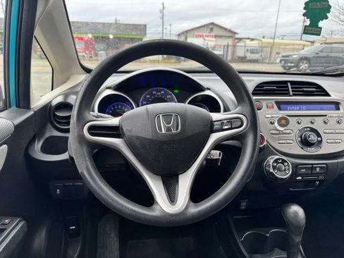 Used 2013 Honda Fit image 11