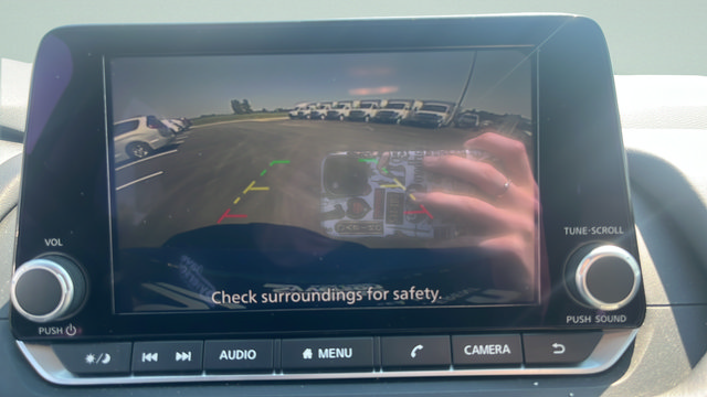 Used 2025 Nissan Rogue SV AWD/4WD image 14