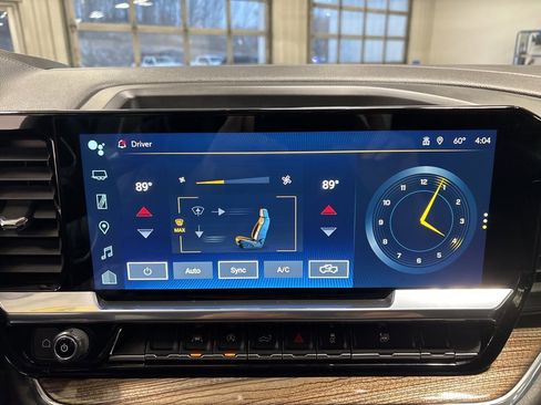 Used 2023 Chevrolet Silverado 1500 LT image 17