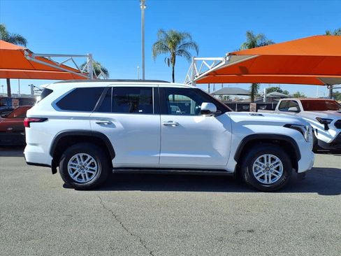 Certified 2025 Toyota Sequoia SR5 image 3