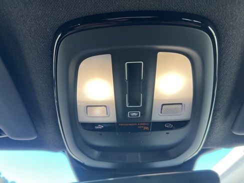 Used 2023 Volvo XC40 Recharge Plus w/ Protection Package Premier image 39