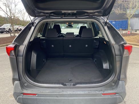 Used 2019 Toyota RAV4 LE image 48