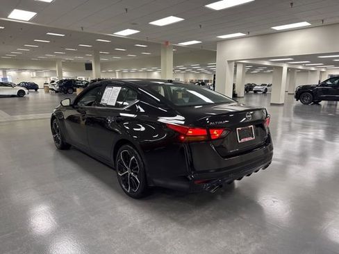 Used 2025 Nissan Altima 2.5 SR image 5