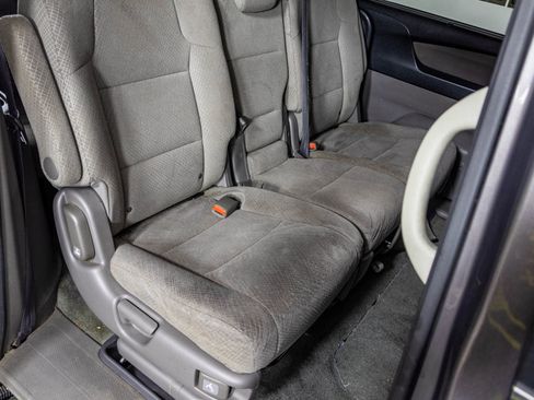 Used 2016 Honda Odyssey EX image 40