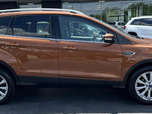 Used 2017 Ford Escape Titanium FWD image 17