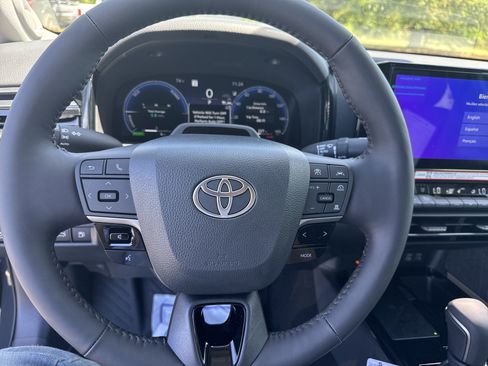 New 2026 Toyota Camry XLE FWD image 17