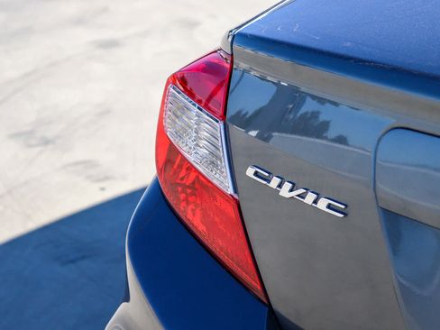 Used 2012 Honda Civic LX image 11
