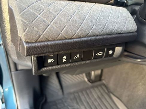 Certified 2025 Toyota Camry XLE image 11