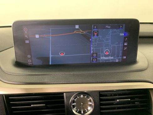 Used 2020 Lexus RX 350L Premium w/ Premium Package AWD/4WD image 23