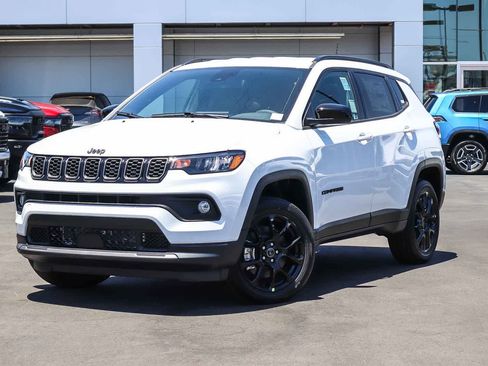 New 2026 Jeep Compass Latitude AWD/4WD image 1